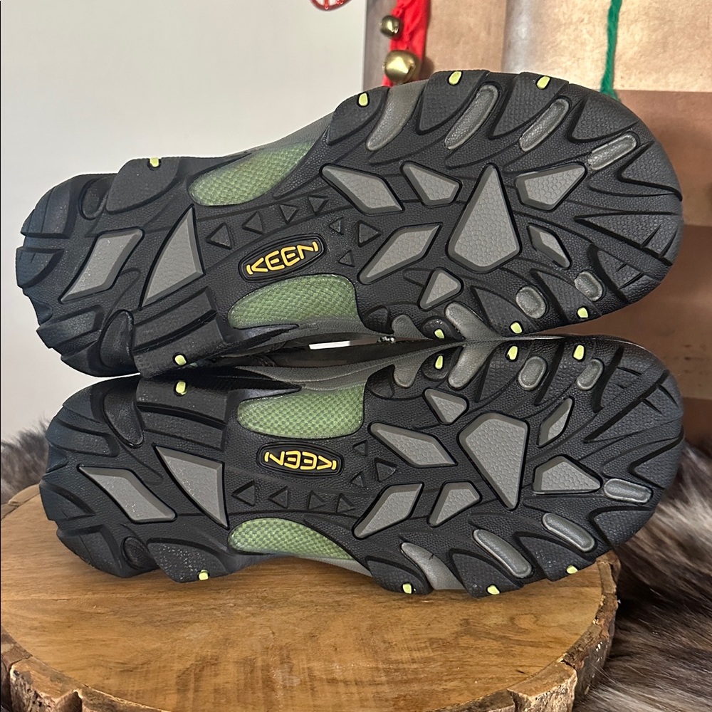 Keen *NIB* Women's Targhee II Mid Hiking Boot in Raven/Opaline - Picture 6 of 11
